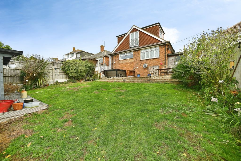 Property photo 1 of 25 Rear