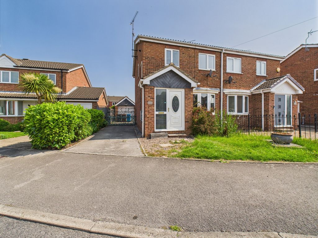 Property photo 2 of 24