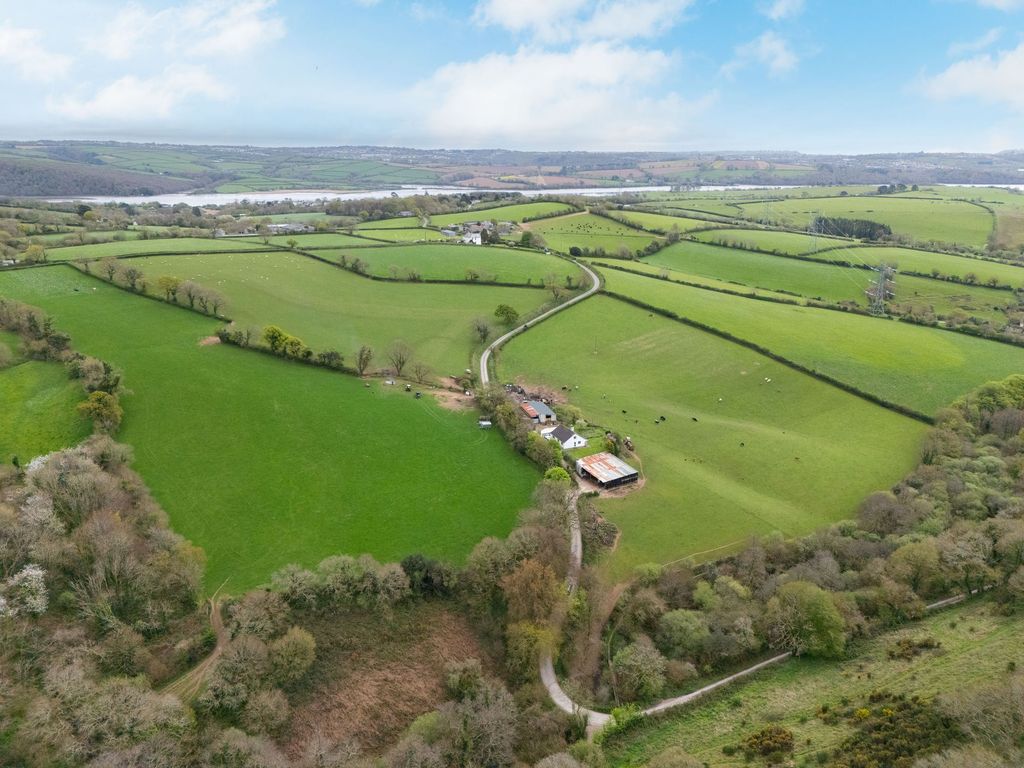 4 bed farm for saleBere Ferrers, Yelverton PL20