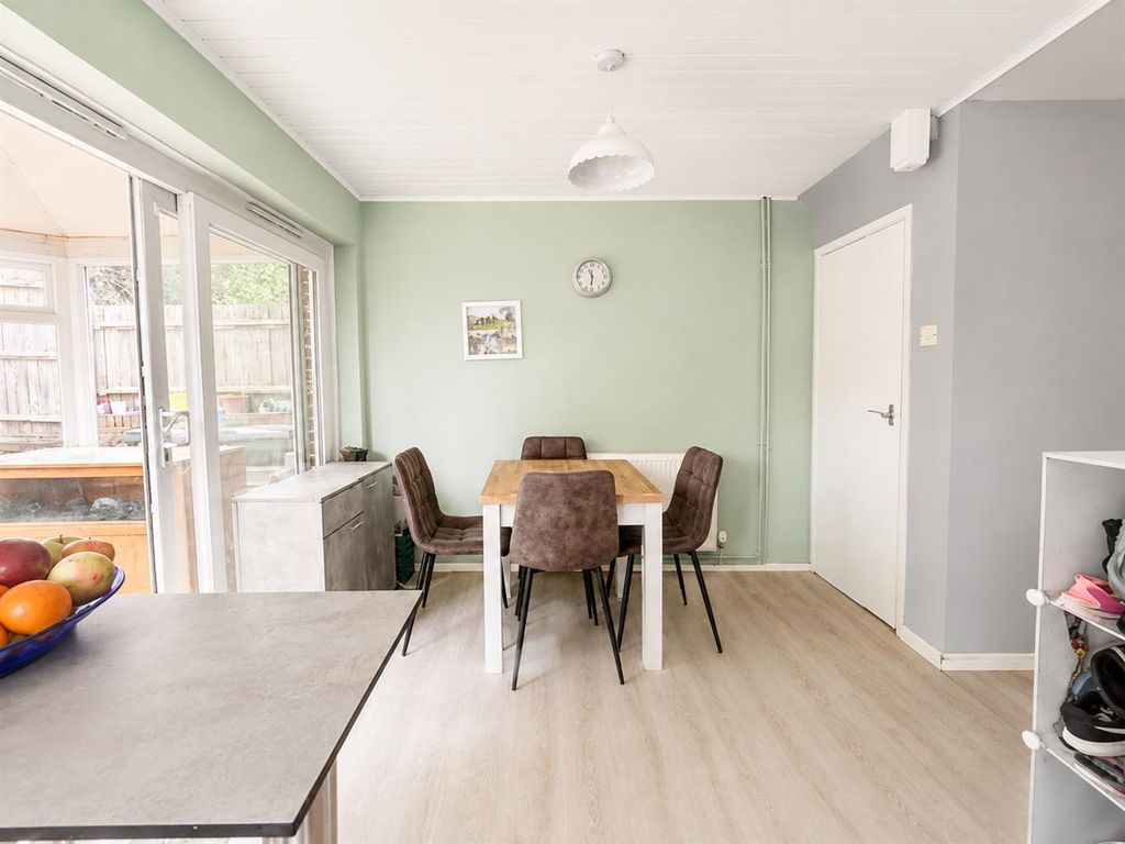 Property photo 3 of 14 A21E03ce-5817-4Ea2-9601-35053c195Bf2.Png