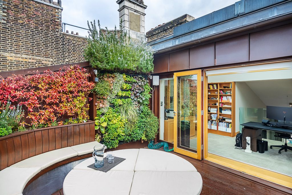 Property photo 2 of 53 King_Street_13