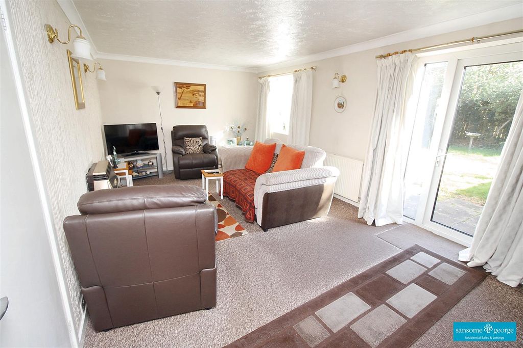 Property photo 2 of 13 Living Room