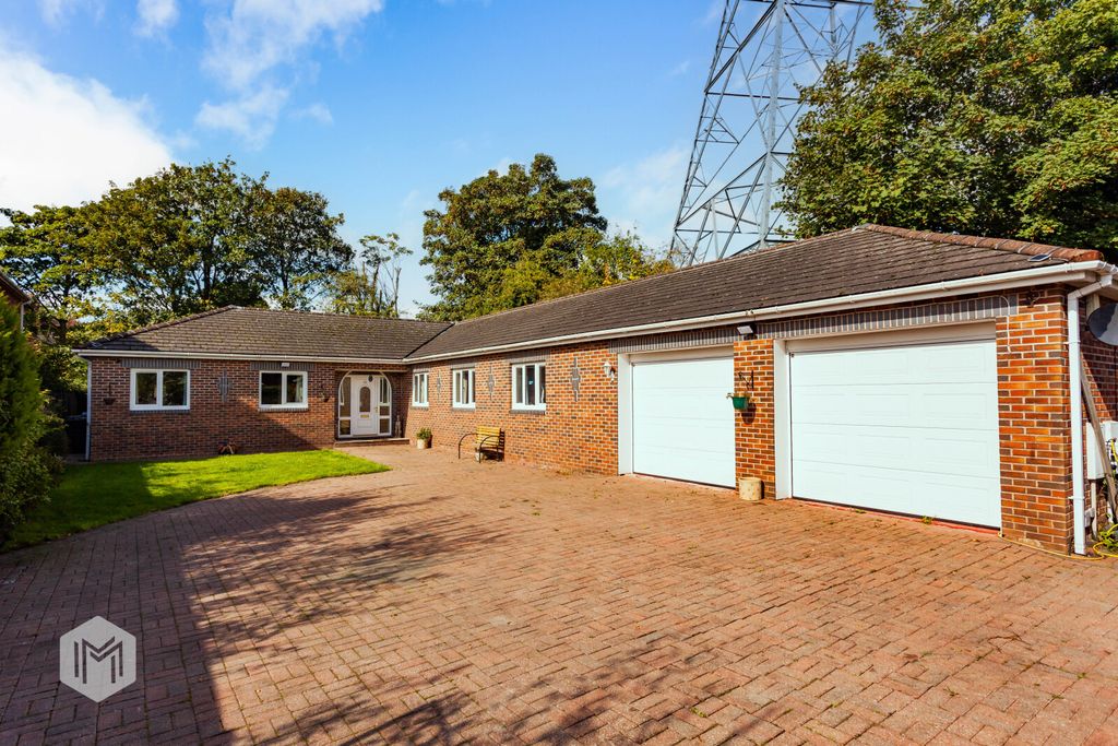 Property photo 1 of 37 Picture No. 29