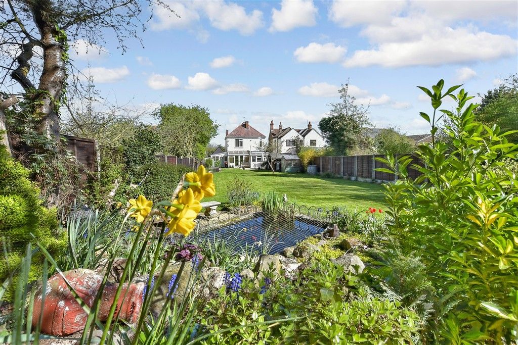 Property photo 2 of 17 Rear Garden