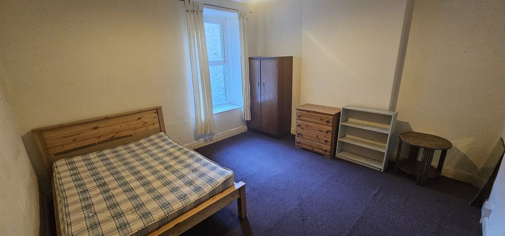 Property photo 2 of 2