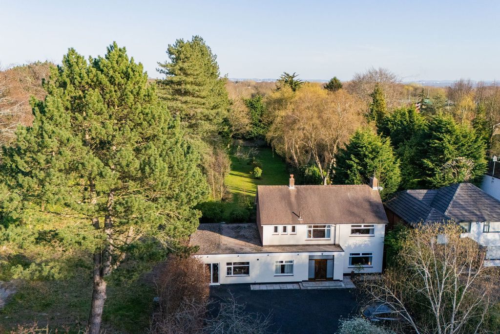 Property photo 3 of 45
