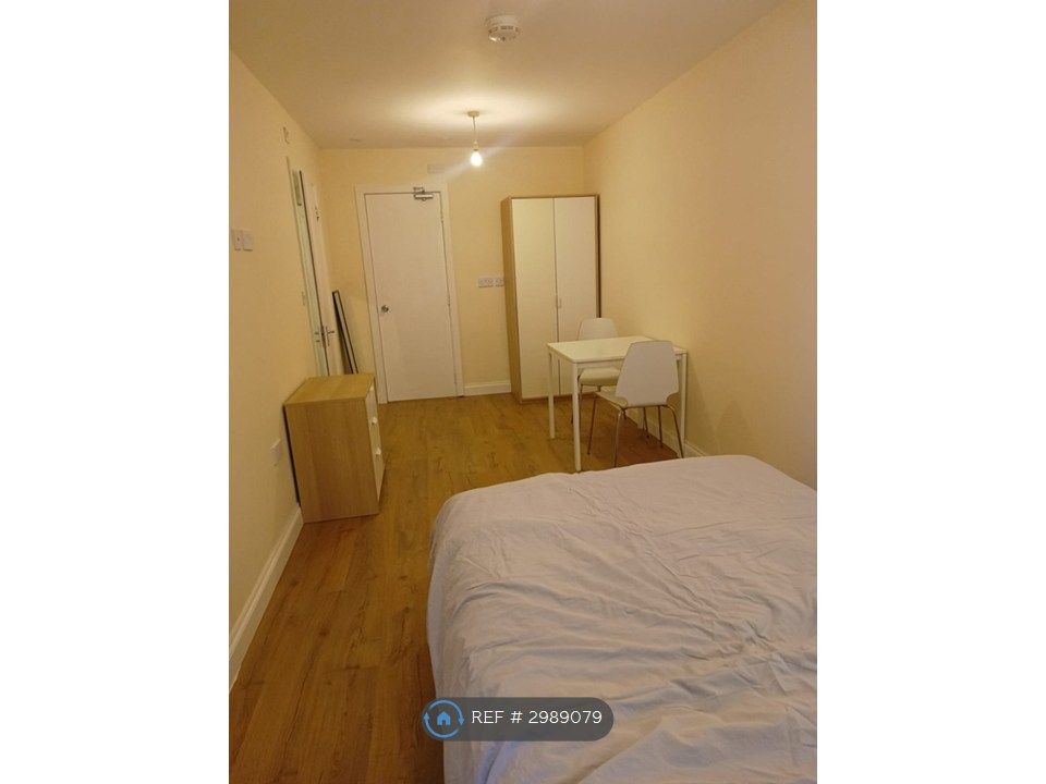 Property photo 1 of 10 Room1