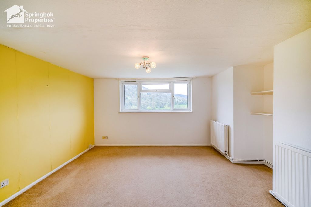 Property photo 2 of 18 Image 1