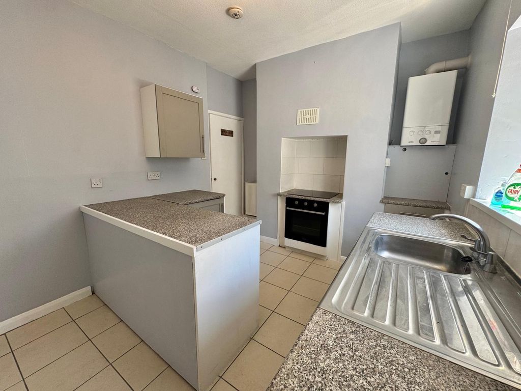 Property photo 3 of 8