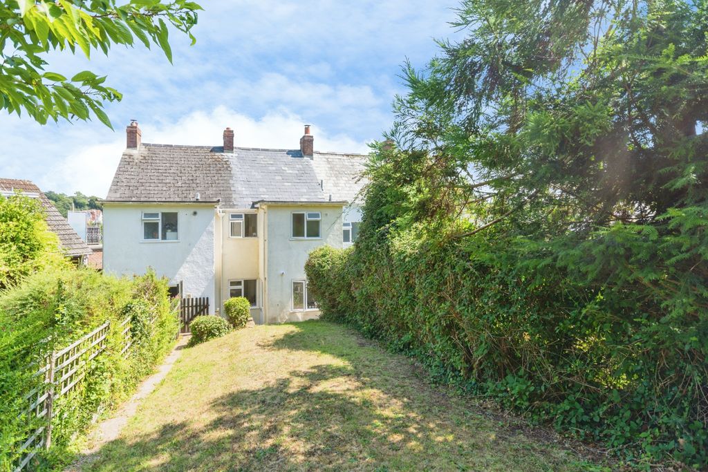 Property photo 3 of 20