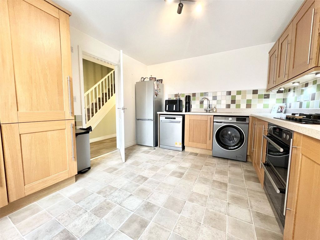 Property photo 3 of 24 Picture No. 19