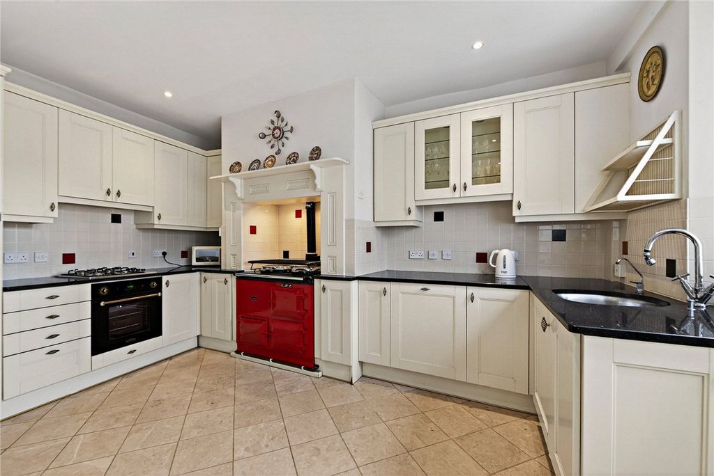 Additional image 5 of 7 bed semi-detached house for saleBridge Street, Hungerford, Berkshire RG17