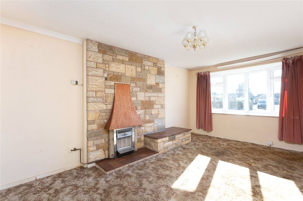 Property photo 2 of 9 Photos