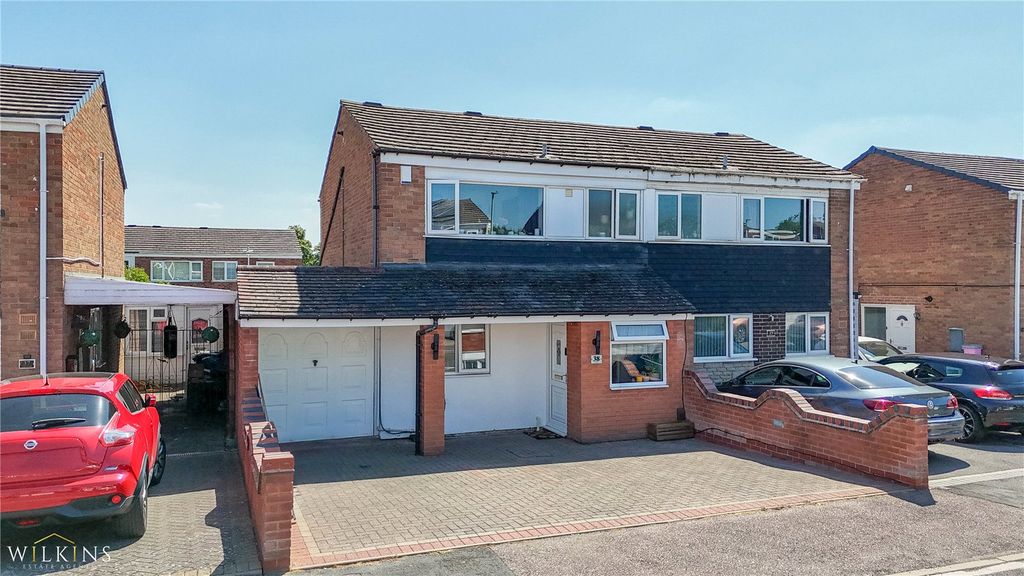 Property photo 2 of 30 Picture No. 02