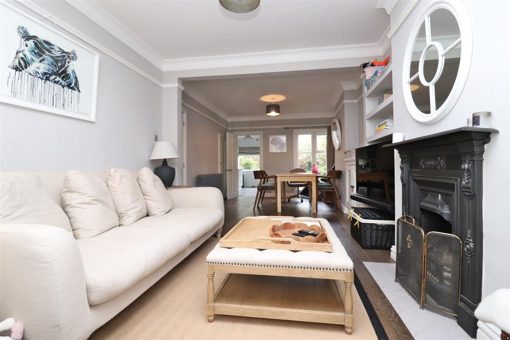 Property photo 3 of 16 6.Jpg