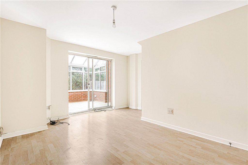 Property photo 3 of 17 Picture No. 03