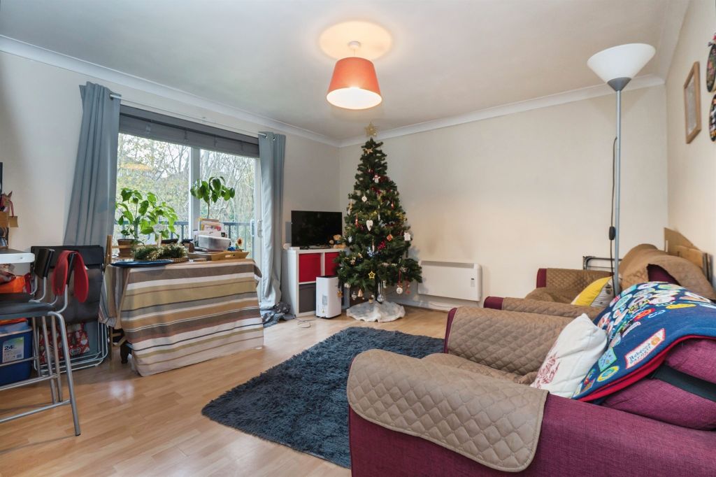 Property photo 3 of 9