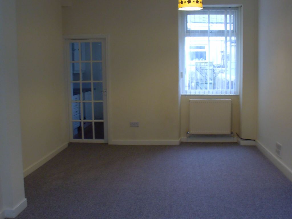 Property photo 3 of 11 Photograph 3