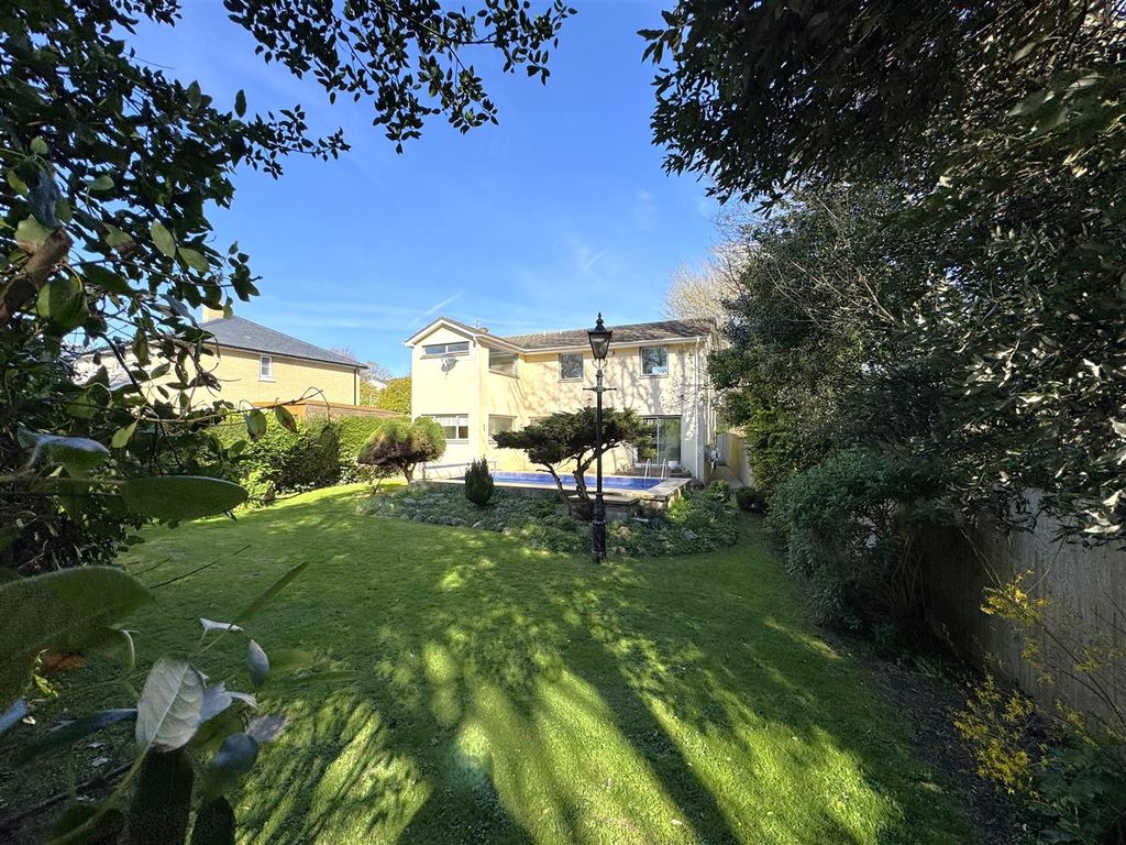 Property photo 1 of 33 1.Jpeg