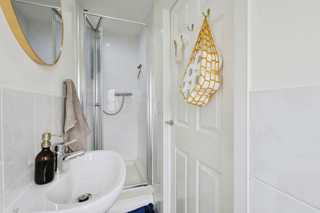 Additional image 14 of 1 bed maisonette for saleStreatfield Road, Heathfield, East Sussex TN21