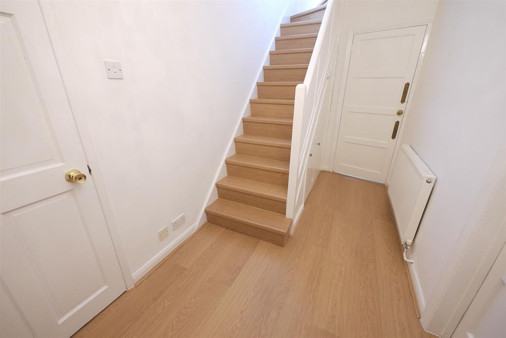 Property photo 2 of 17 Hall