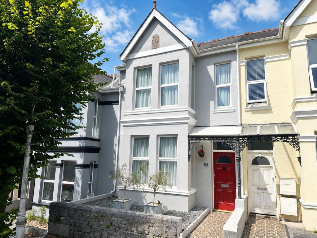 Property photo 1 of 18