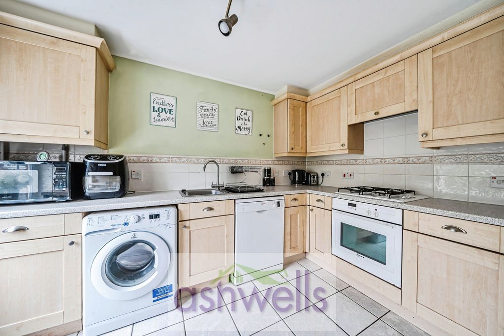 Property photo 3 of 20 Pbox-Img.Jpg