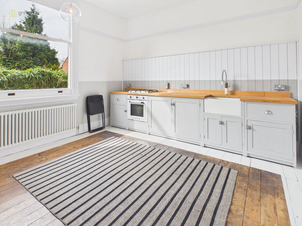 Property photo 3 of 74 Cam05459G0Pr0138Still046