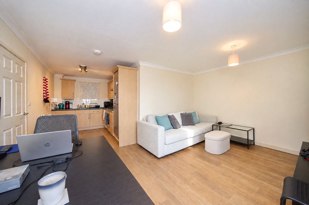 Property photo 3 of 14 Picture No. 28