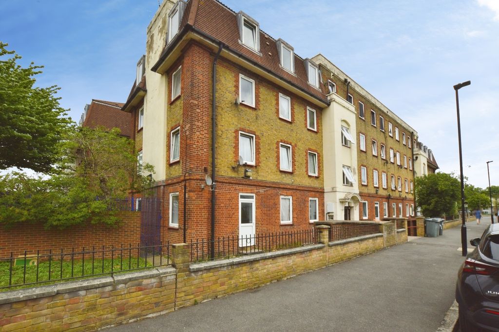 Property photo 1 of 12 Pbox-Img.Jpg