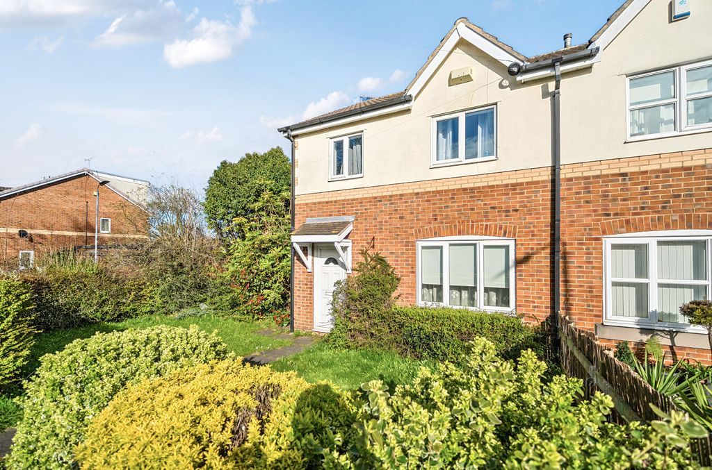 Property photo 1 of 18 1432671-18-69c55B...