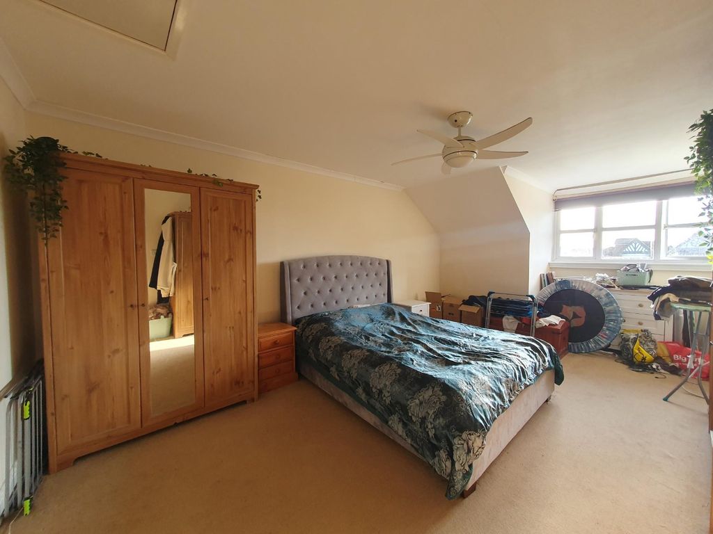 Property photo 3 of 14 Picture No. 13