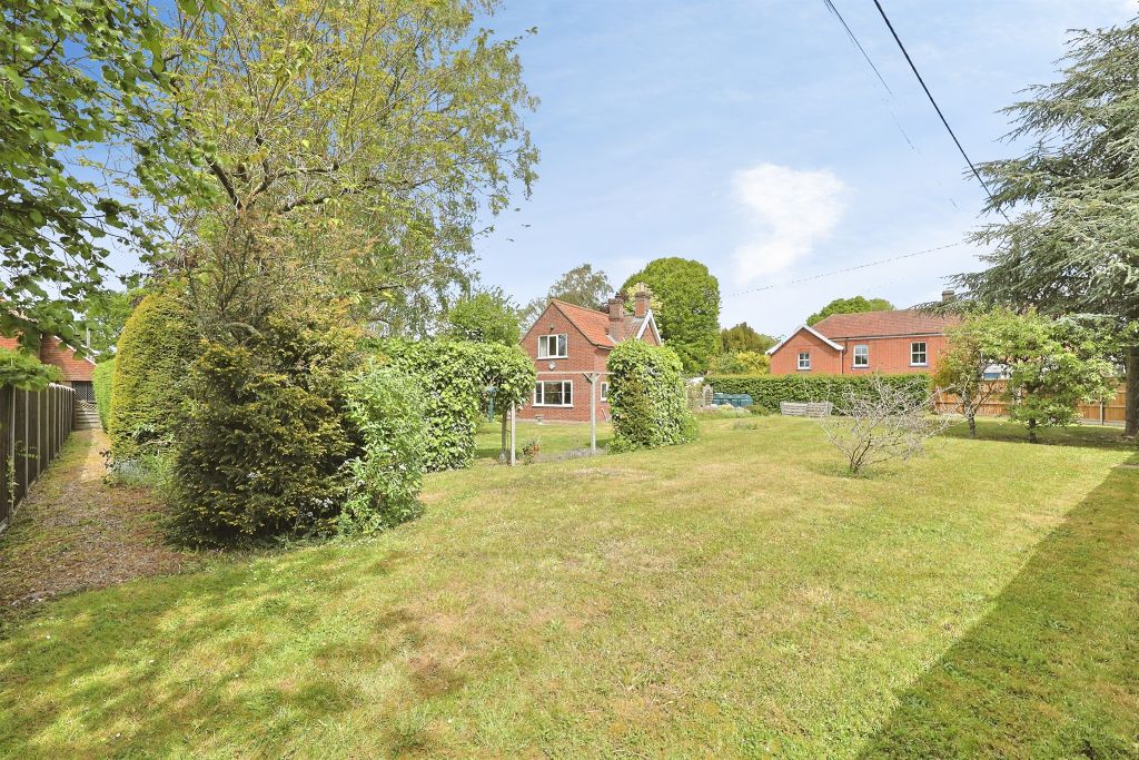 Property photo 2 of 15