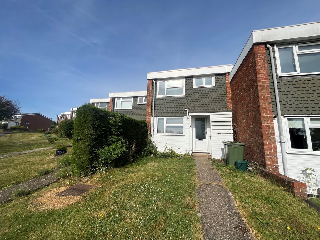 Property photo 2 of 13