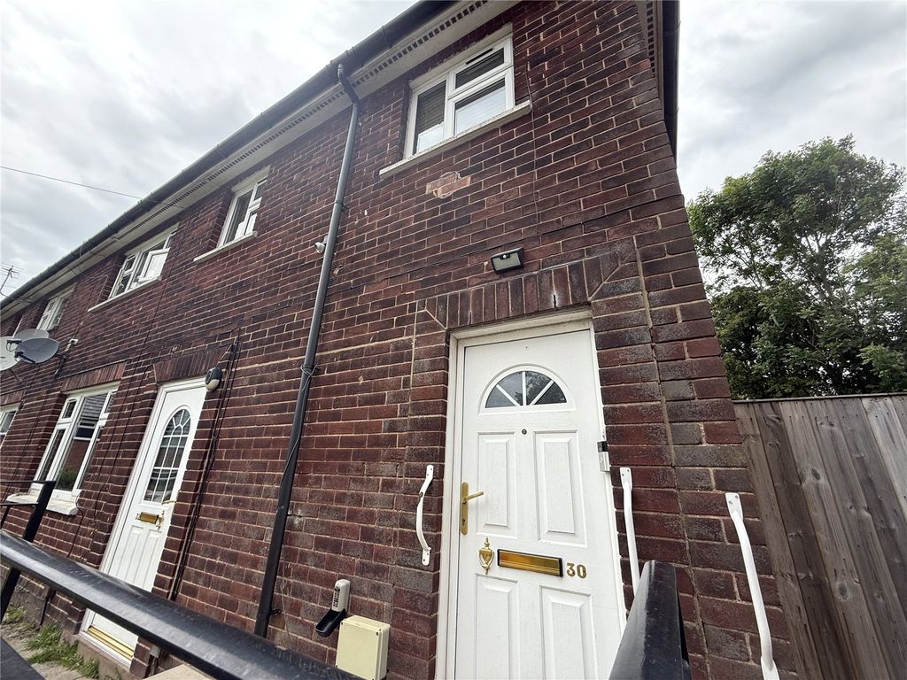 Property photo 1 of 11 Front External