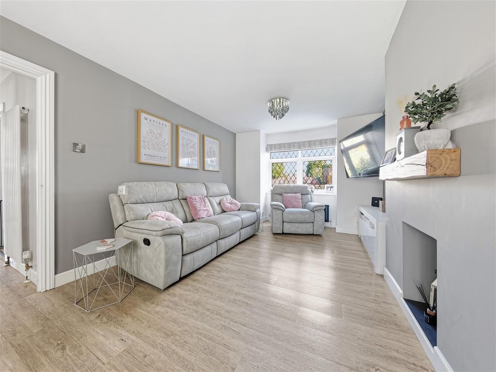 Property photo 3 of 32 34 Margate Road (7).Jpg