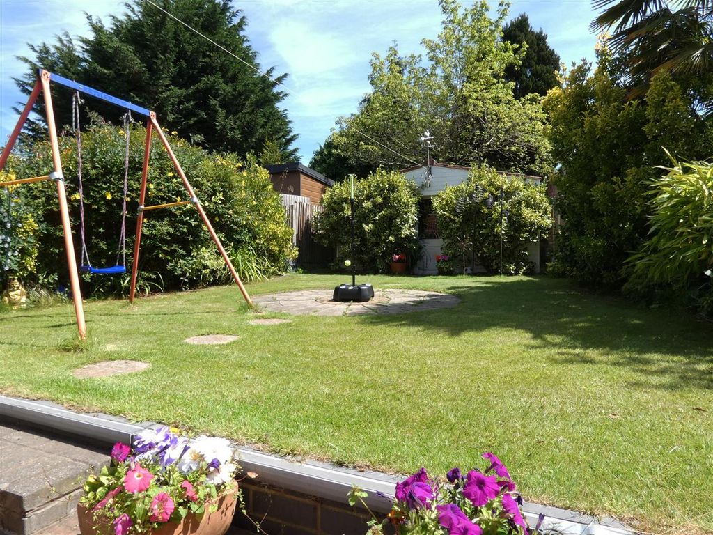 Property photo 2 of 22