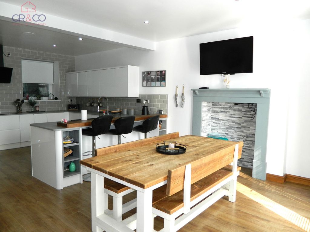 Property photo 2 of 30 Not Specified