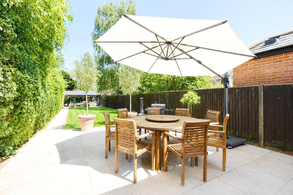Property photo 2 of 16 Picture No. 10