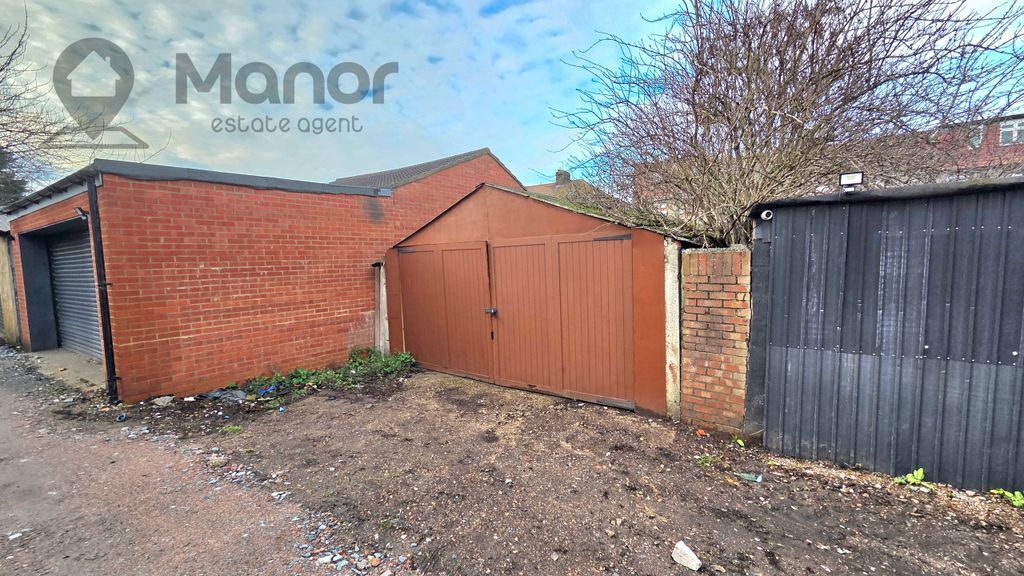 Property photo 2 of 6 20260119_144438