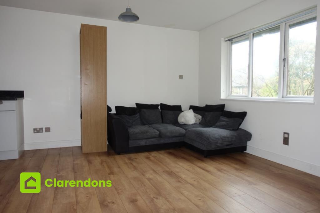 Property photo 3 of 9 3