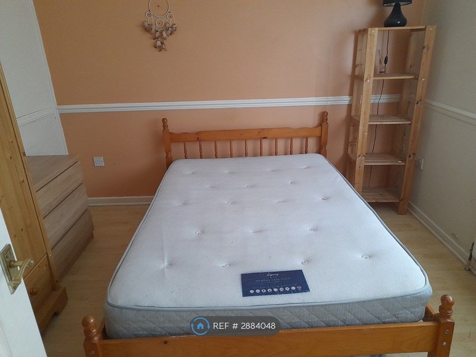 Property photo 3 of 4