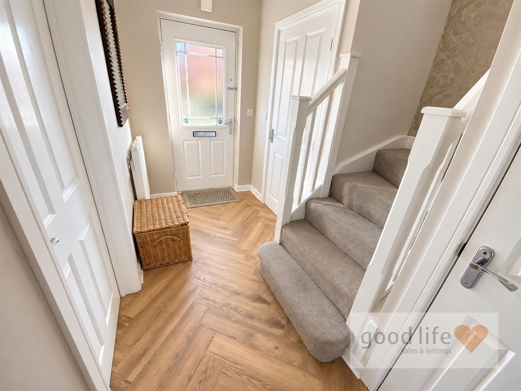 Property photo 2 of 18 20260926_162341205_Ios23 Woodham Drive.Jpg