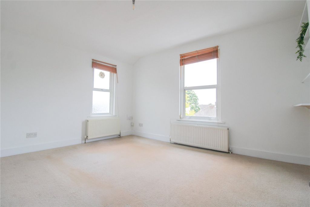 Property photo 2 of 7 Picture No. 09