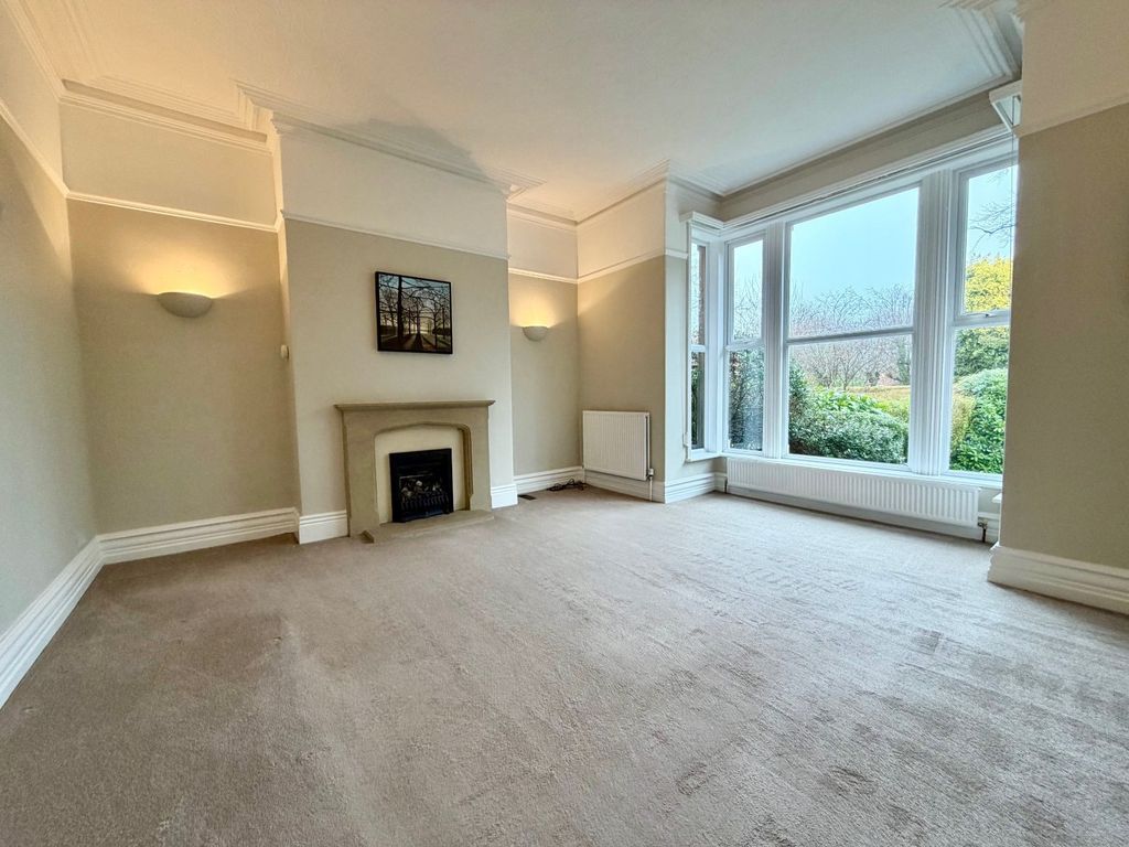 Property photo 3 of 8 Picture No. 29