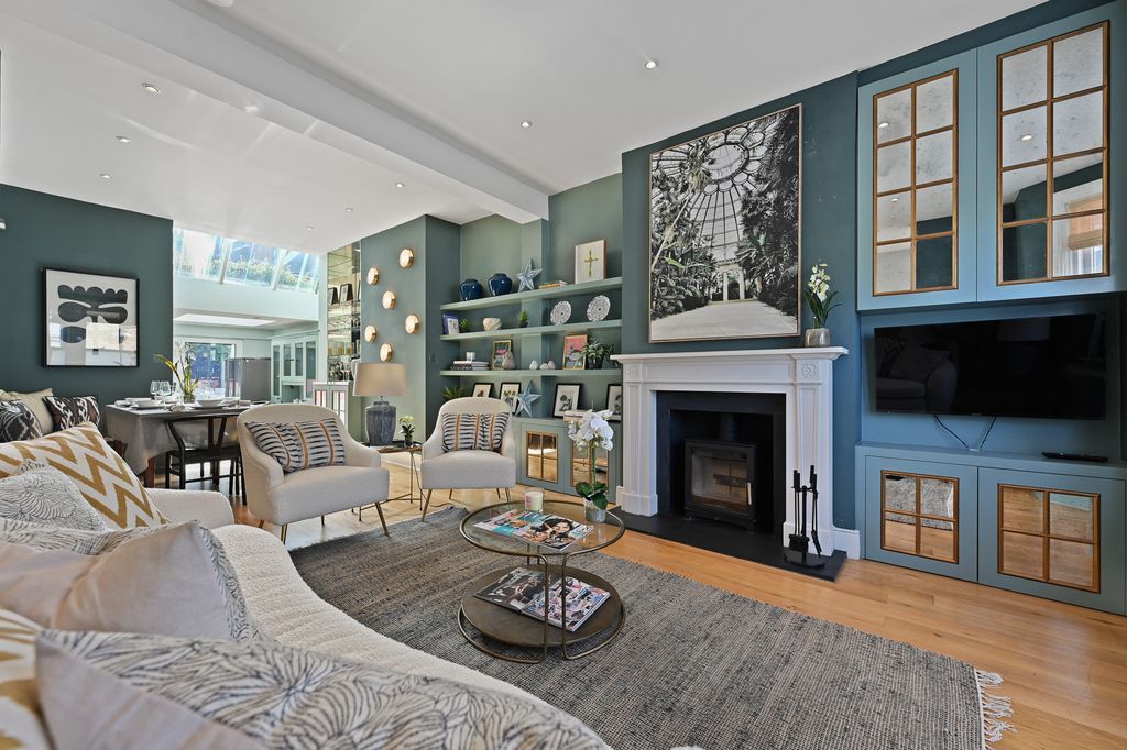 Property photo 1 of 19