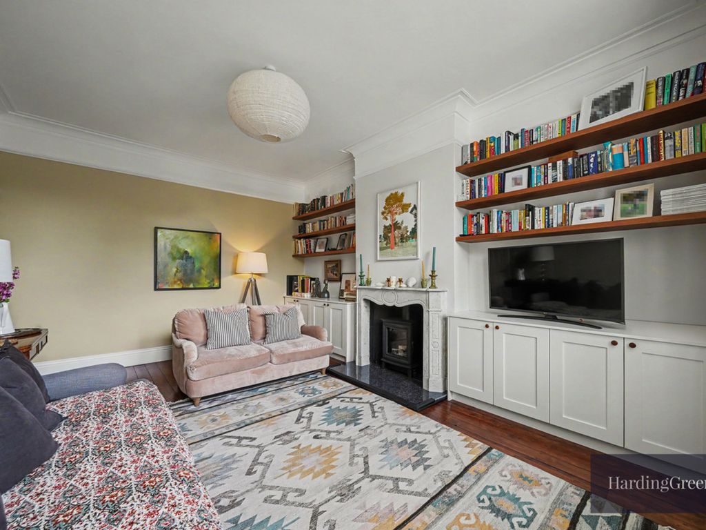 Property photo 2 of 13