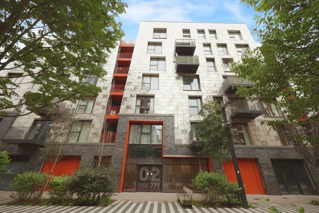 Property photo 1 of 11 (Main)