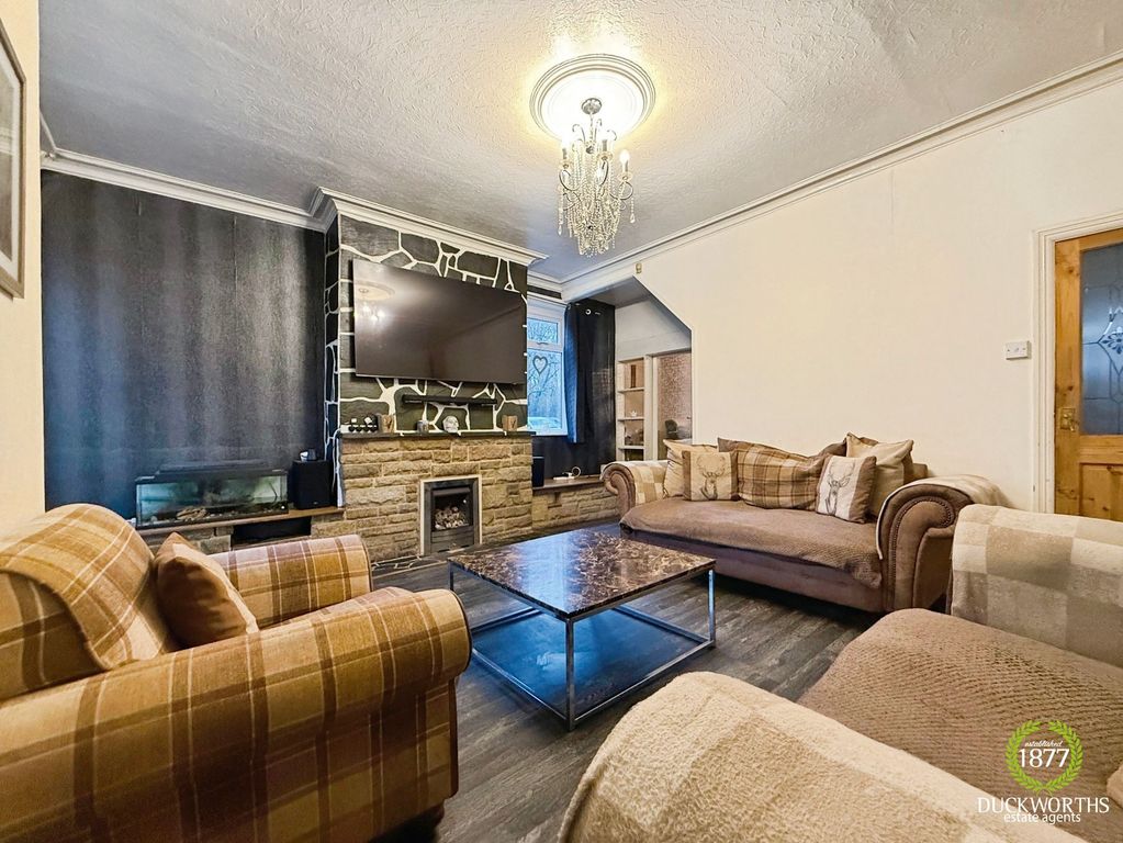 Property photo 2 of 22