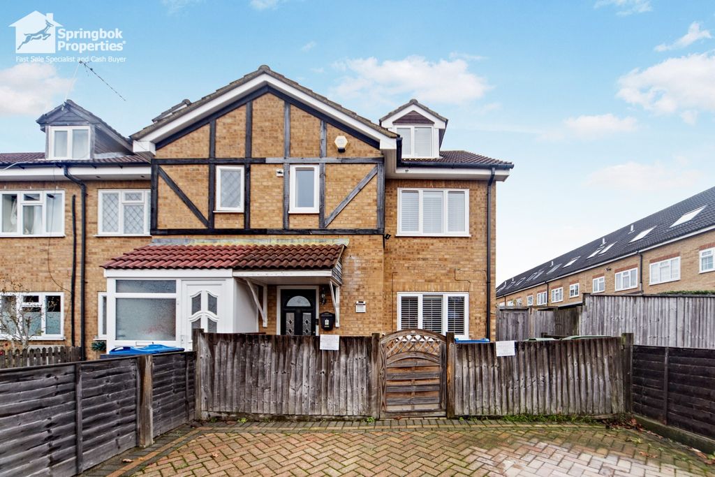 Property photo 1 of 15 Front View